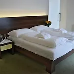 Lesni Hotel 4*