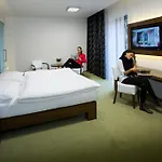 Lesni Hotel 4*