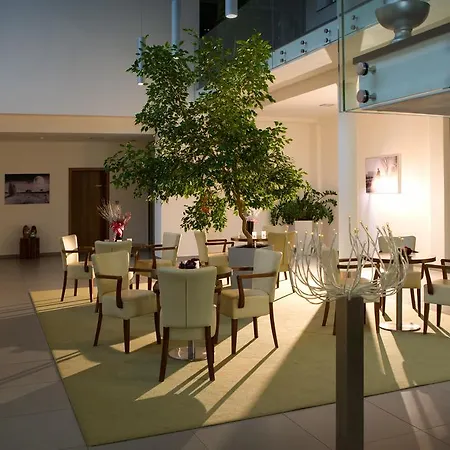 Lesni Hotel 4*