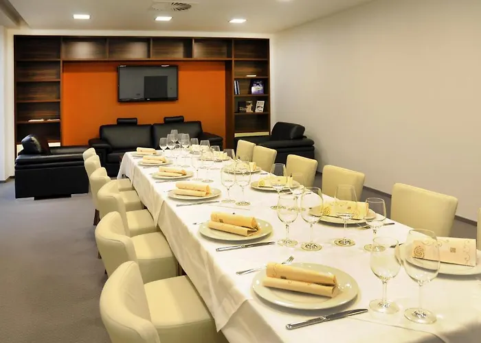 Lesni Hotel Březnice